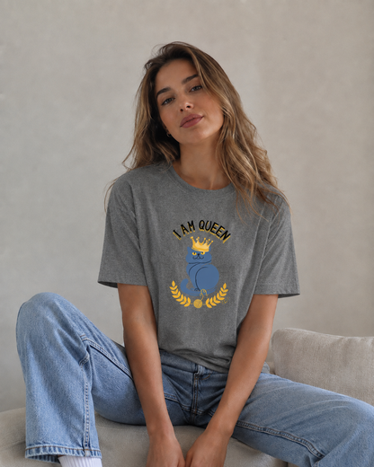 Vastrio Queen Cat Graphic T-Shirt | Unisex Cotton Regular Fit